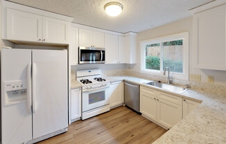 Lewis And Clark! New Kitchen,New Flooring, Small Pet Welcome w/Pet Rent!