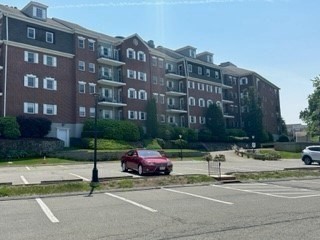 1 bed, 1 bath, 1,096 sqft, $2,550, Unit 211