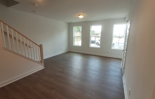 602 MARKET GRV DR