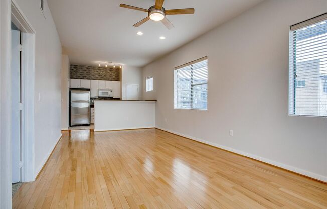 1 bed, 1 bath, $1,700, Unit # 2B