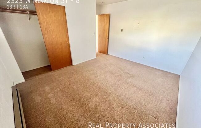 2323 W Newton Street