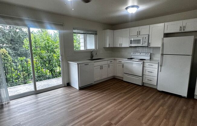 Spacious 3-Bedroom Apartment with Limited-Time $300 Move-In Special!