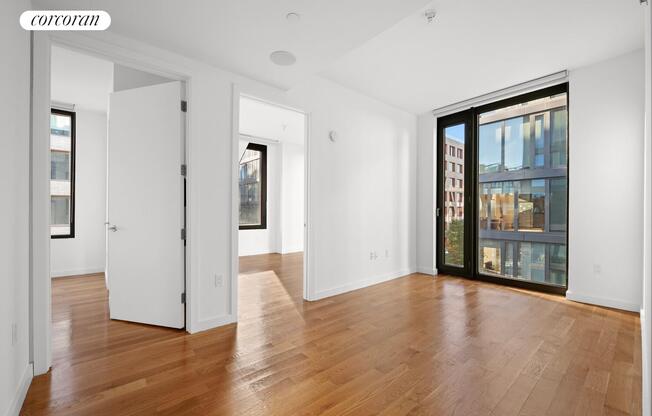 3 beds, 2 baths, $5,629, Unit 650