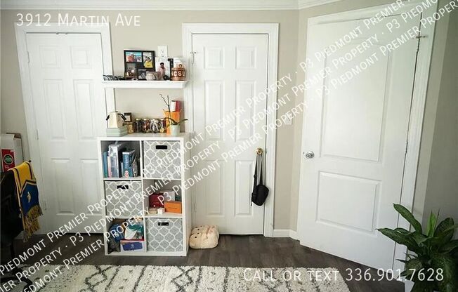 3912 MARTIN AVE