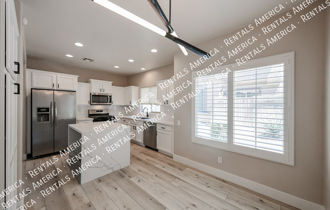 3625 E ZACHARY DR