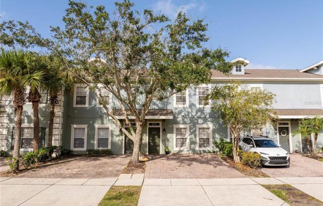 4 beds, 2 baths, 1,400 sqft, $2,500