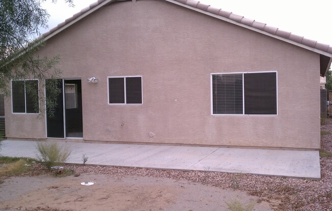 3 beds, 2 baths, $1,750