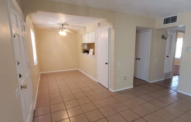 Seville West Apartments