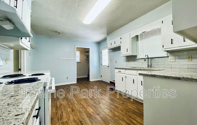 292 MURRAY DR