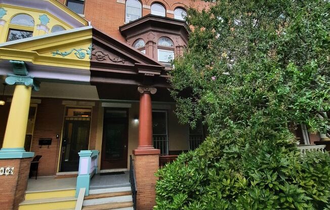 2814 St. Paul