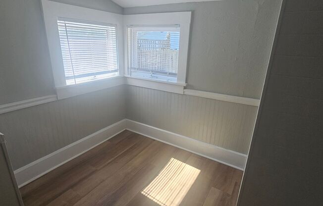 1 bed, 1 bath, 650 sqft, $700, Unit Apt # 1