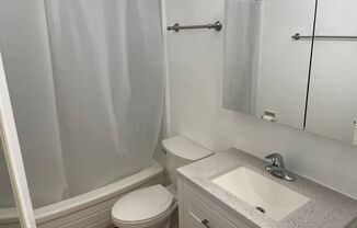 2 beds, 1 bath, $2,150