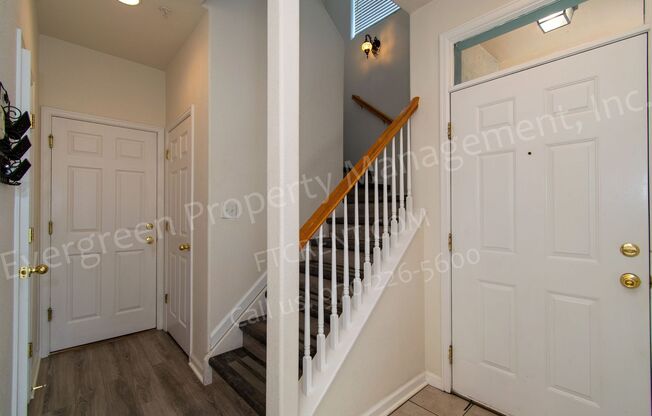 Townhome, centrally located in Fort Collins.