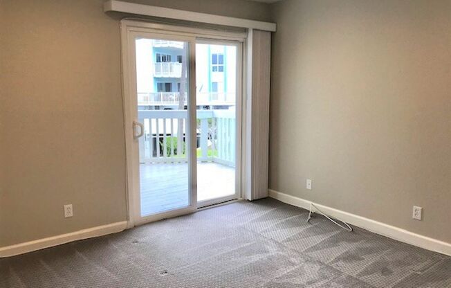 1 bed, 1 bath, $3,000