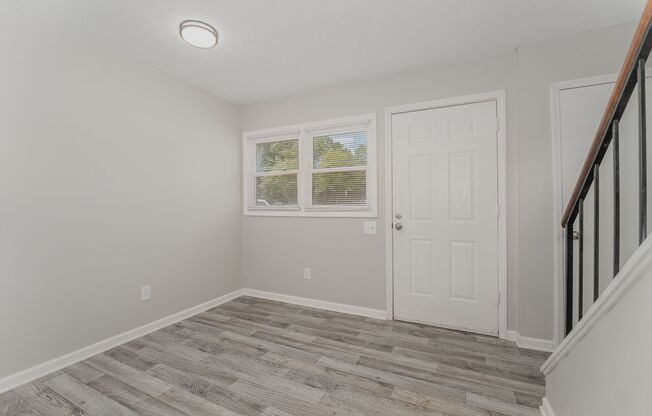 2 beds, 1.5 baths, 1,160 sqft, $949