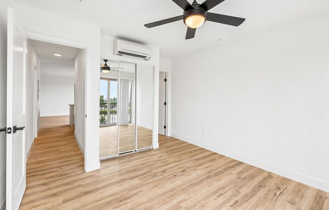 2 beds, 2.5 baths, 991 sqft, $4,195, Unit 2330-215