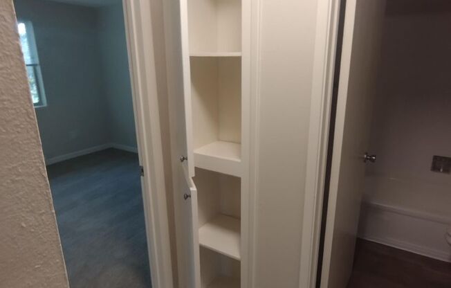 1 bed, 1 bath, 592 sqft, $1,250, Unit 010