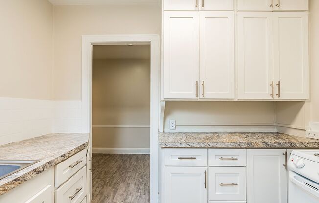 Studio, 1 bath, 478 sqft, $1,195, Unit 107