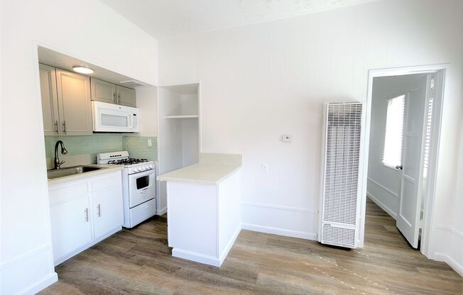 1 bed, 1 bath, 475 sqft, $1,895, Unit 009#A44