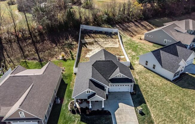 515 VILLA LN