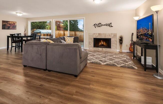3bd/1.75ba Redmond Home