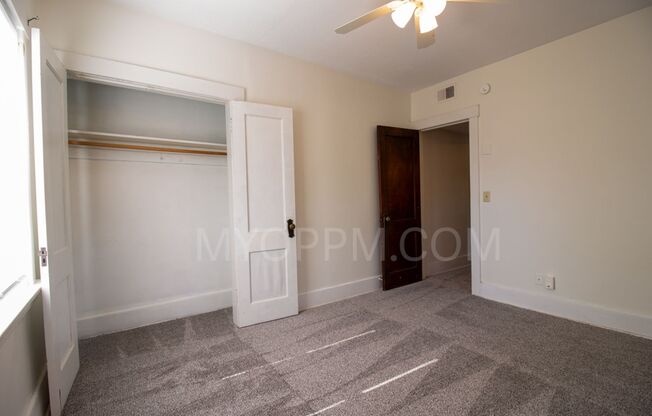 2 beds, 1 bath, 800 sqft, $925, Unit 911/04