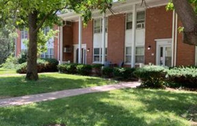 Carriage Place Apartments:  2708 34th Street