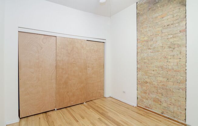 2 beds, 1.5 baths, 1,140 sqft, $4,200, Unit 2521-B3