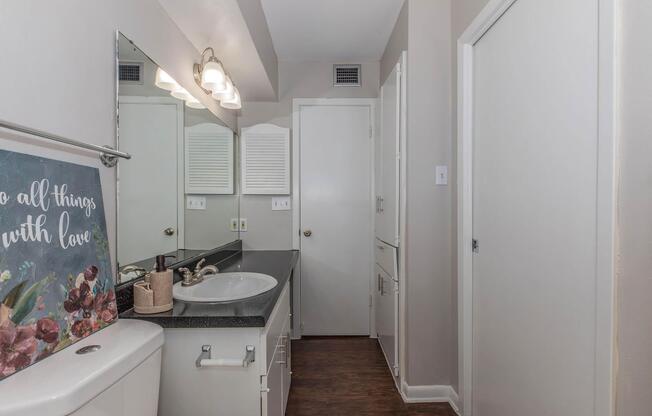 2 beds, 2 baths, 990 sqft, $1,119