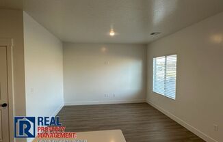 3 beds, 2.5 baths, $1,868