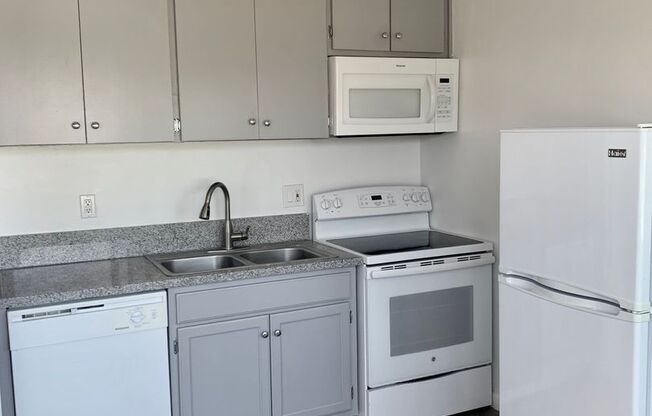 Studio, 1 bath, $1,990, Unit 8