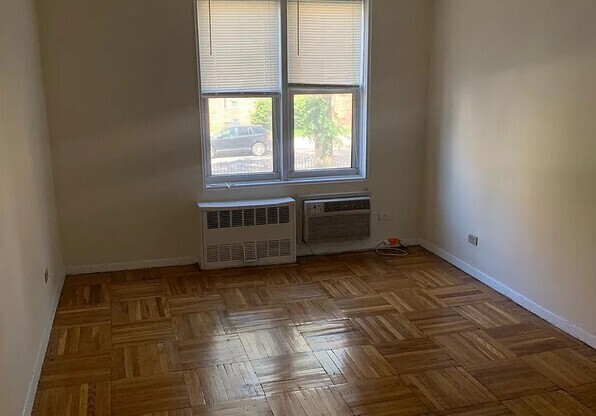 1332 METROPOLITAN AVE
