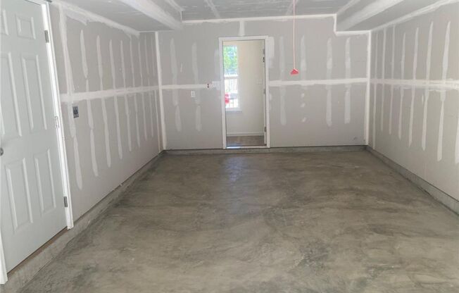 2 beds, 2 baths, 1,154 sqft, $2,500, Unit Daggett Avenue- 5004