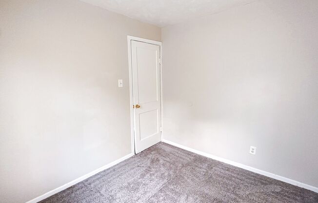 2 beds, 1 bath, $1,000