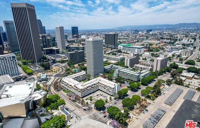 1 bed, 1 bath, 762 sqft, $2,600, Unit 1807
