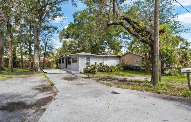 Spacious 4bdrm/1bath House ** $1,995.00 ** Section 8 OK **