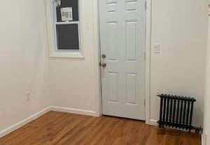 2 beds, 1 bath, $3,097