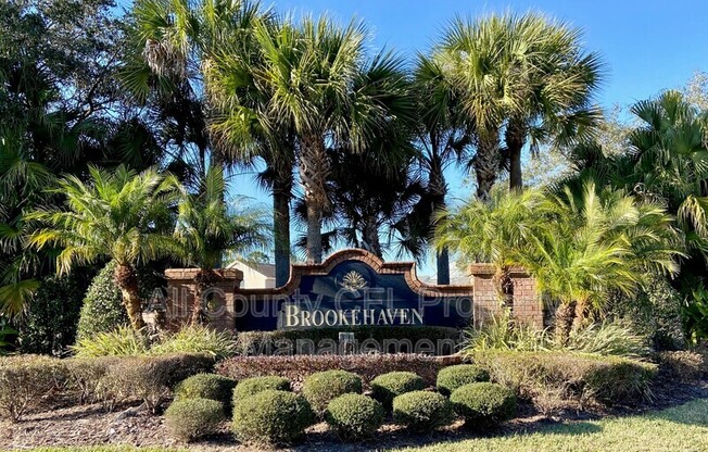 623 HARDWOOD CIR