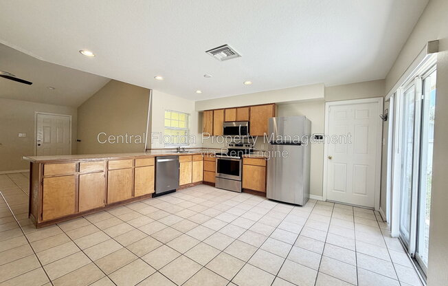 939 PECAN ST