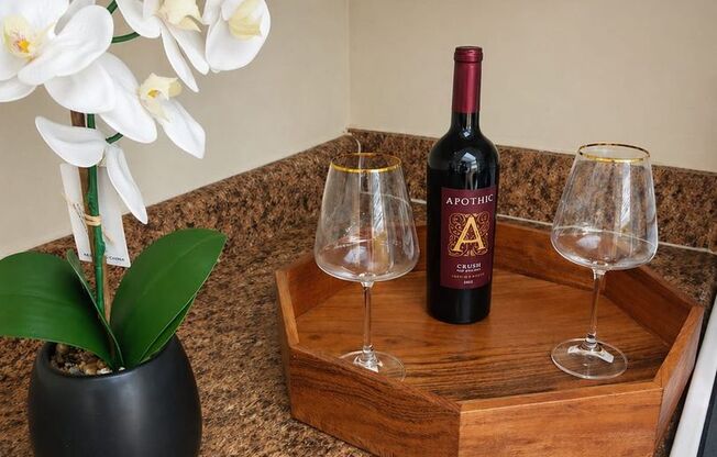 Charming 1 Bedroom / 1 Bathroom Condo – First Floor Unit with Florida Room in a Gated Community.