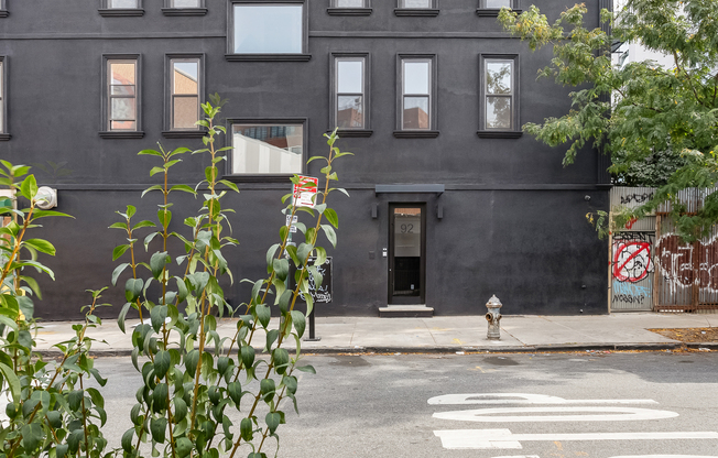 92 JEFFERSON ST