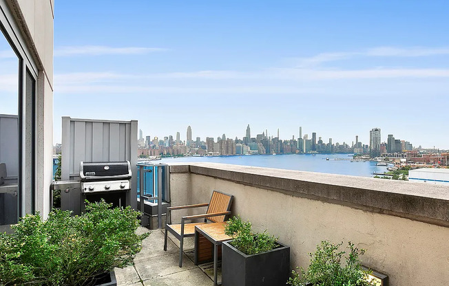 3 beds, 3 baths, 2,190 sqft, $20,500, Unit PH1D