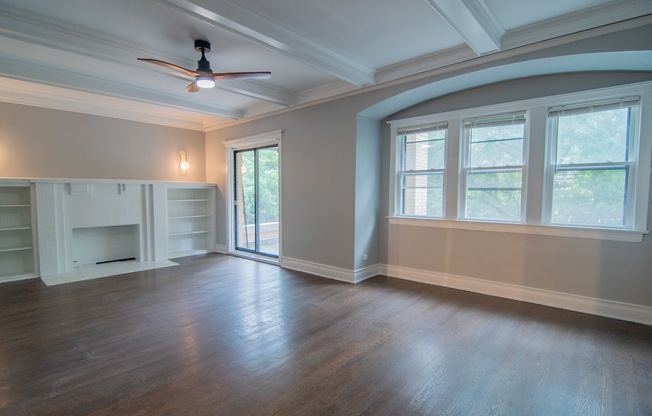 844 W LAKESIDE PL