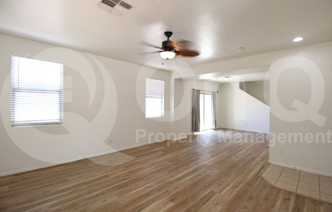 3 beds, 2.5 baths, 1,684 sqft, $2,100