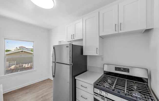 1 bed, 1 bath, 825 sqft, $1,995