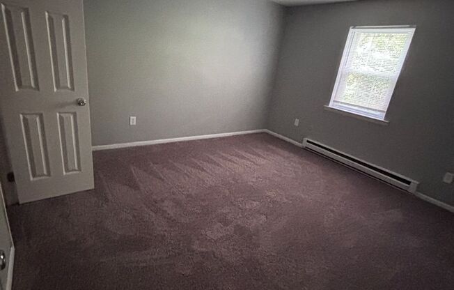 1 bed, 1 bath, 650 sqft, $1,350, Unit 2457-10