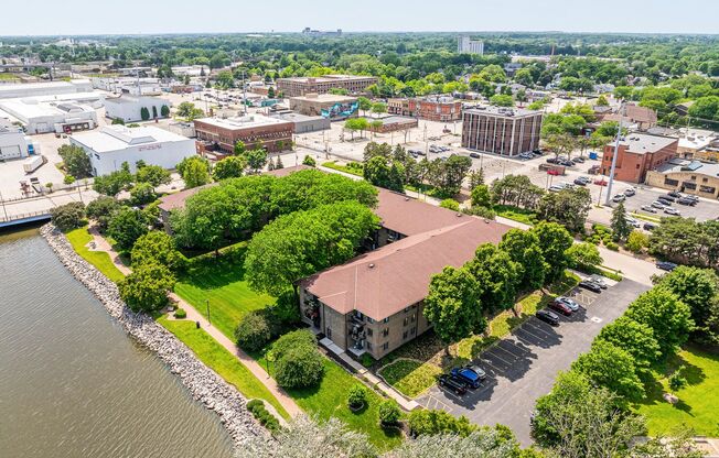 1 bed, 1 bath, 650 sqft, $1,099, Unit 210