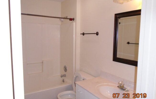 3 beds, 2 baths, $1,725