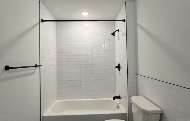 1 bed, 1 bath, 615 sqft, $1,495, Unit 410