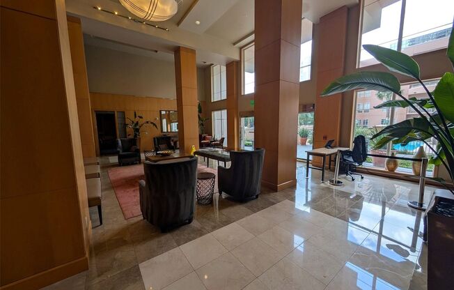 Stunning Galleria High-Rise on the 18th Floor